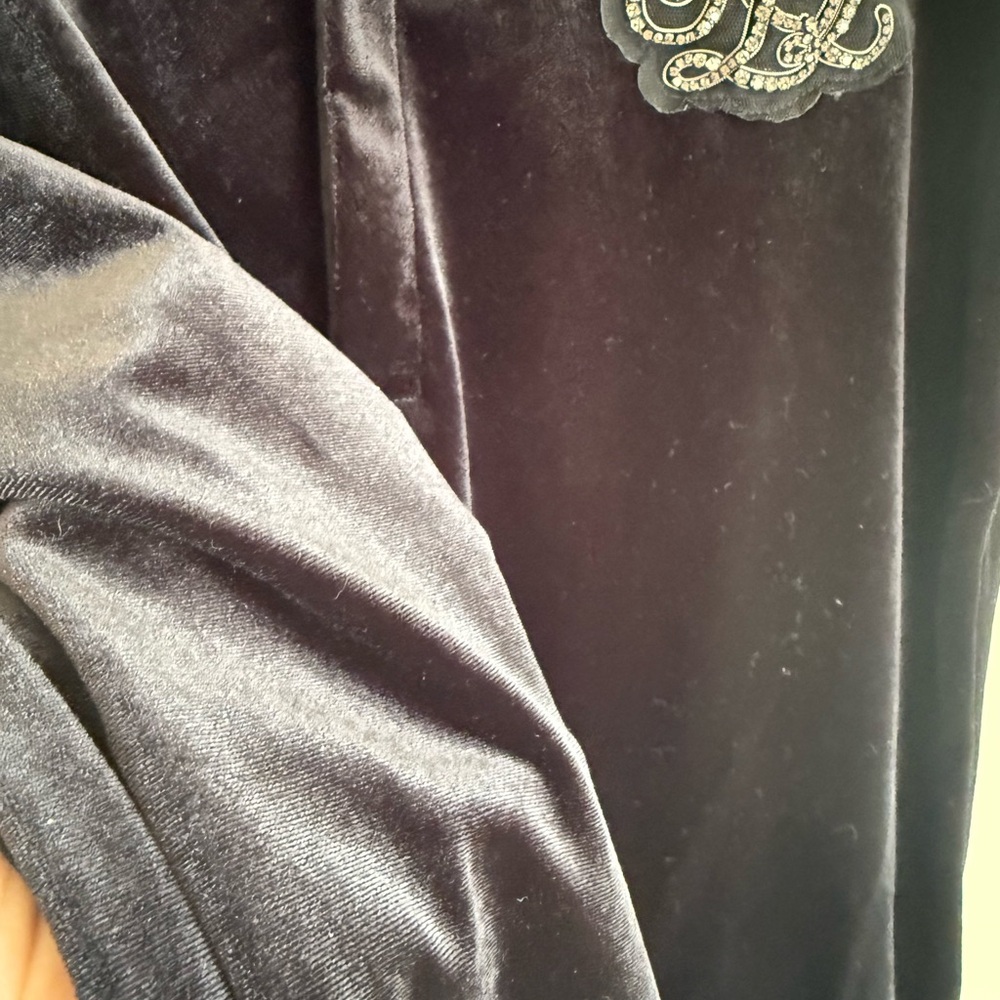 Ralph Lauren Black Velvet Polo with Embroidered Rhinestone's  Logo - size M - Picture 9 of 9
